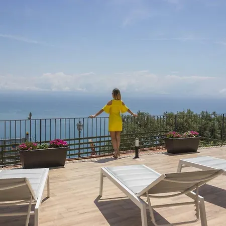 Angiem Holiday House Ravello Exterior photo